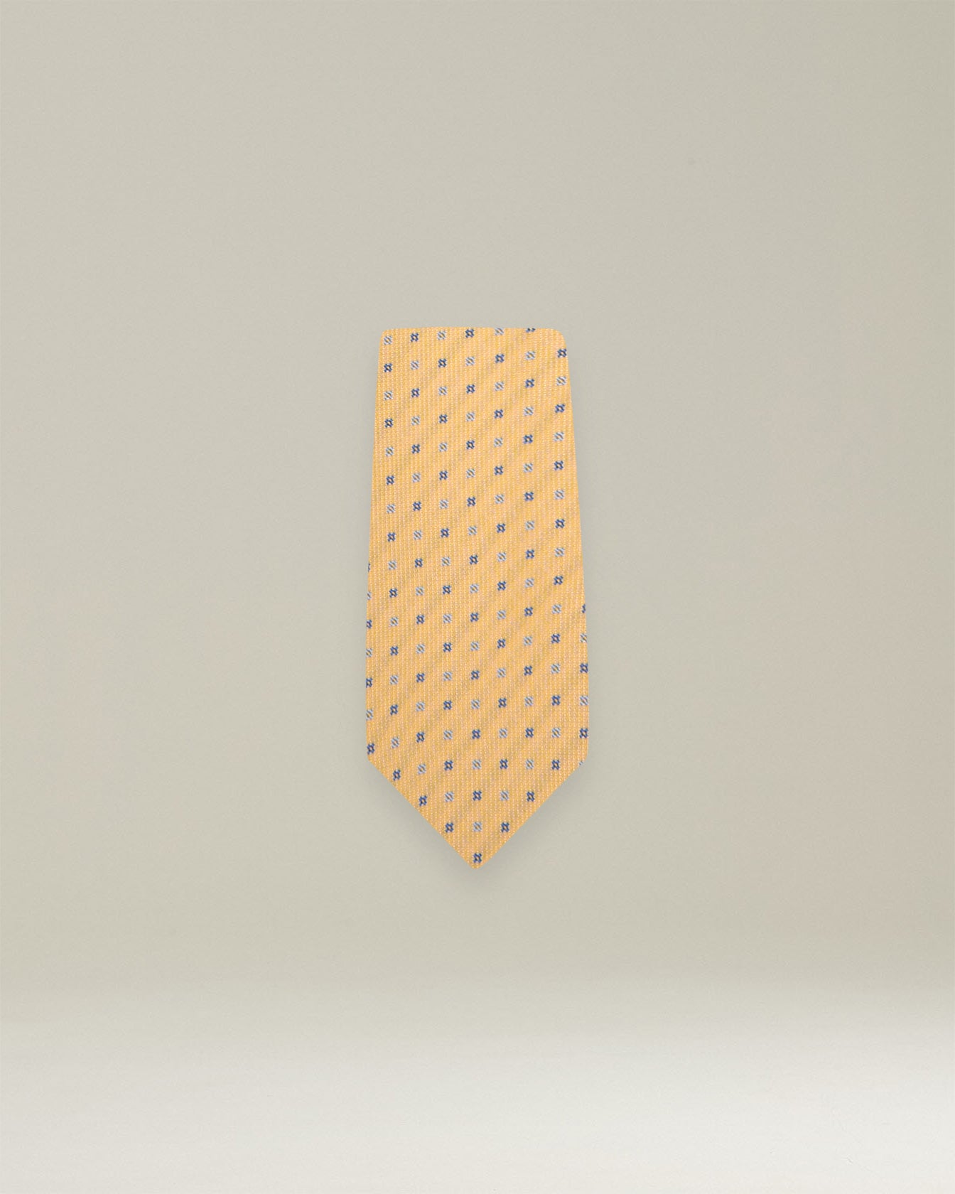 PATTERNED SILK TIE