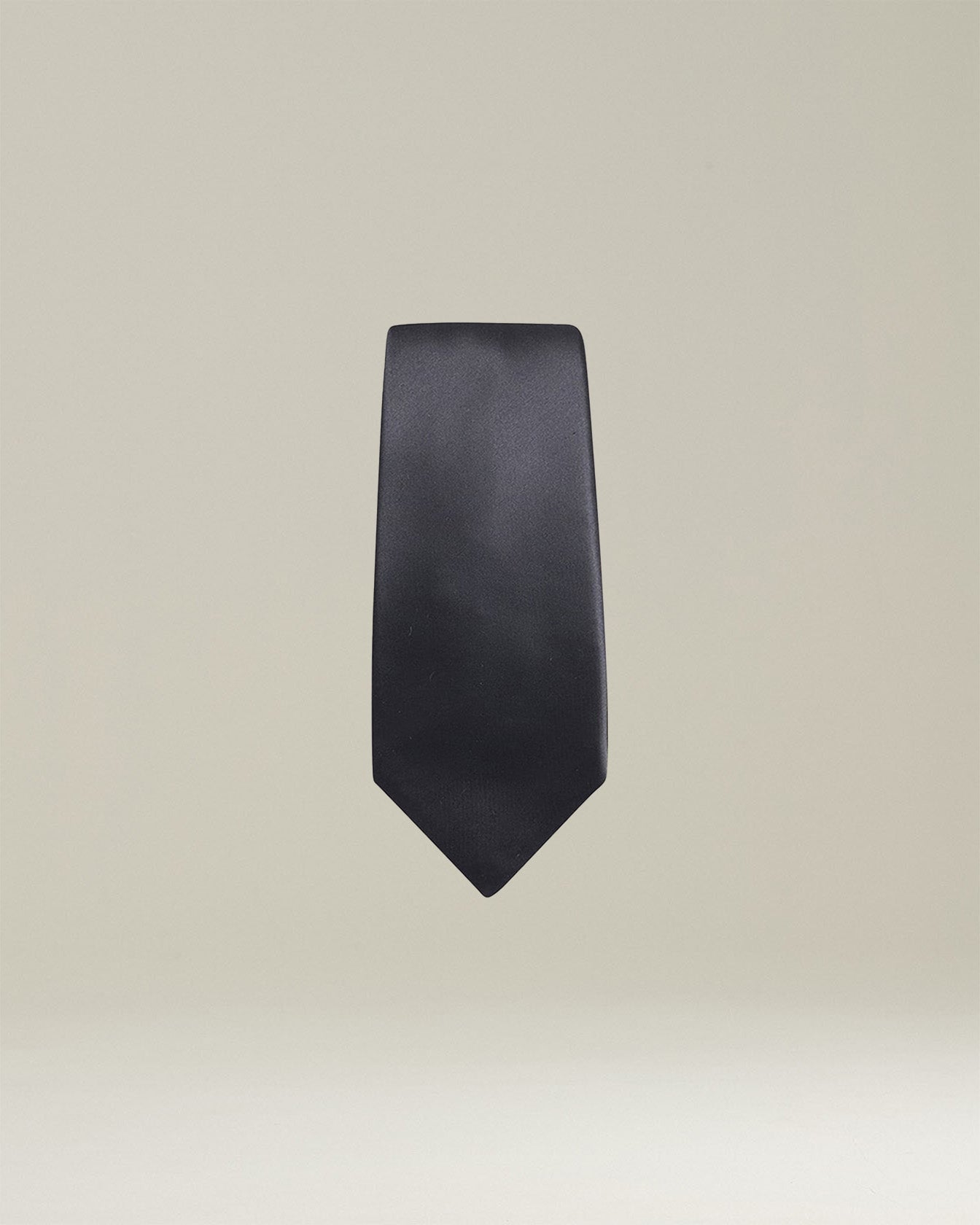 PATTERNED SILK TIE