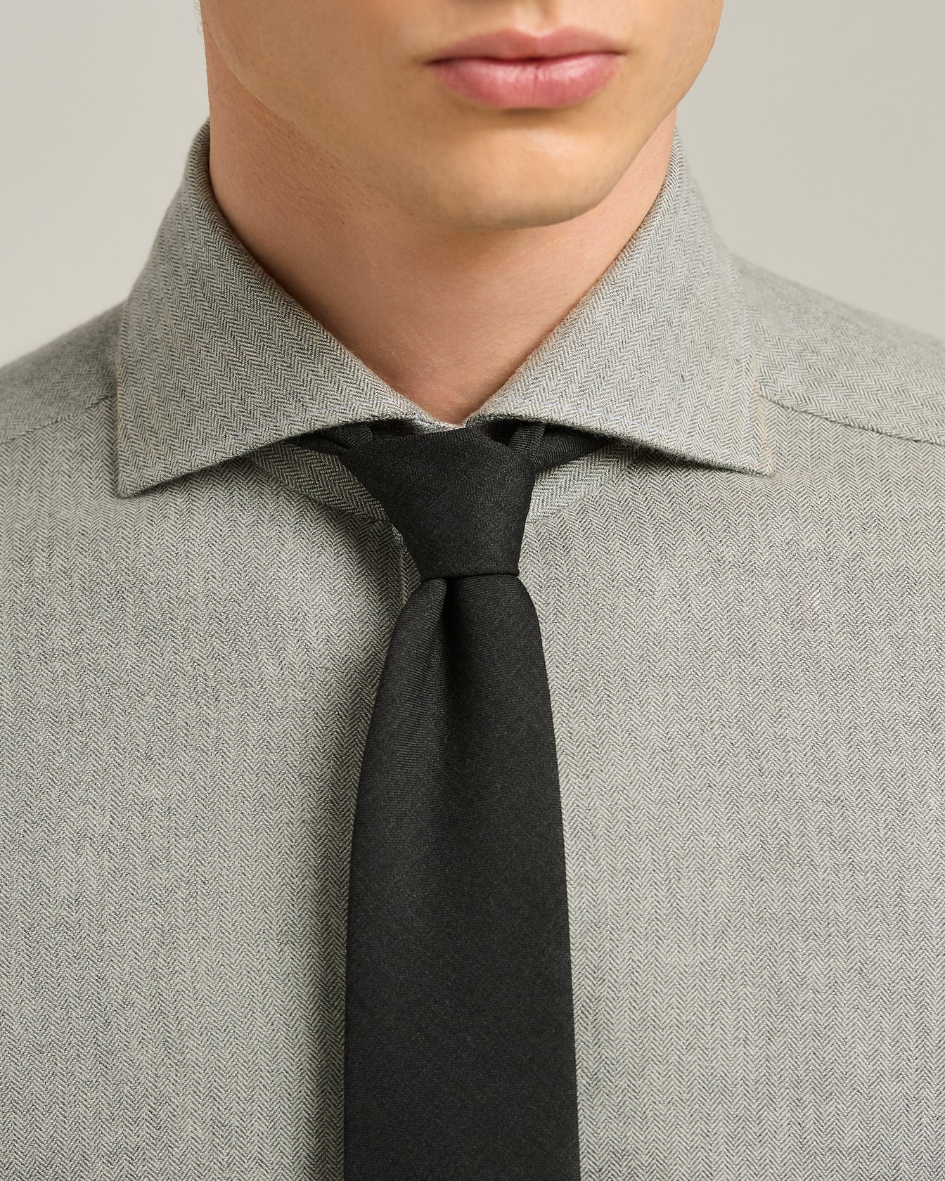 men's pure wool seven-fold dark gray tie