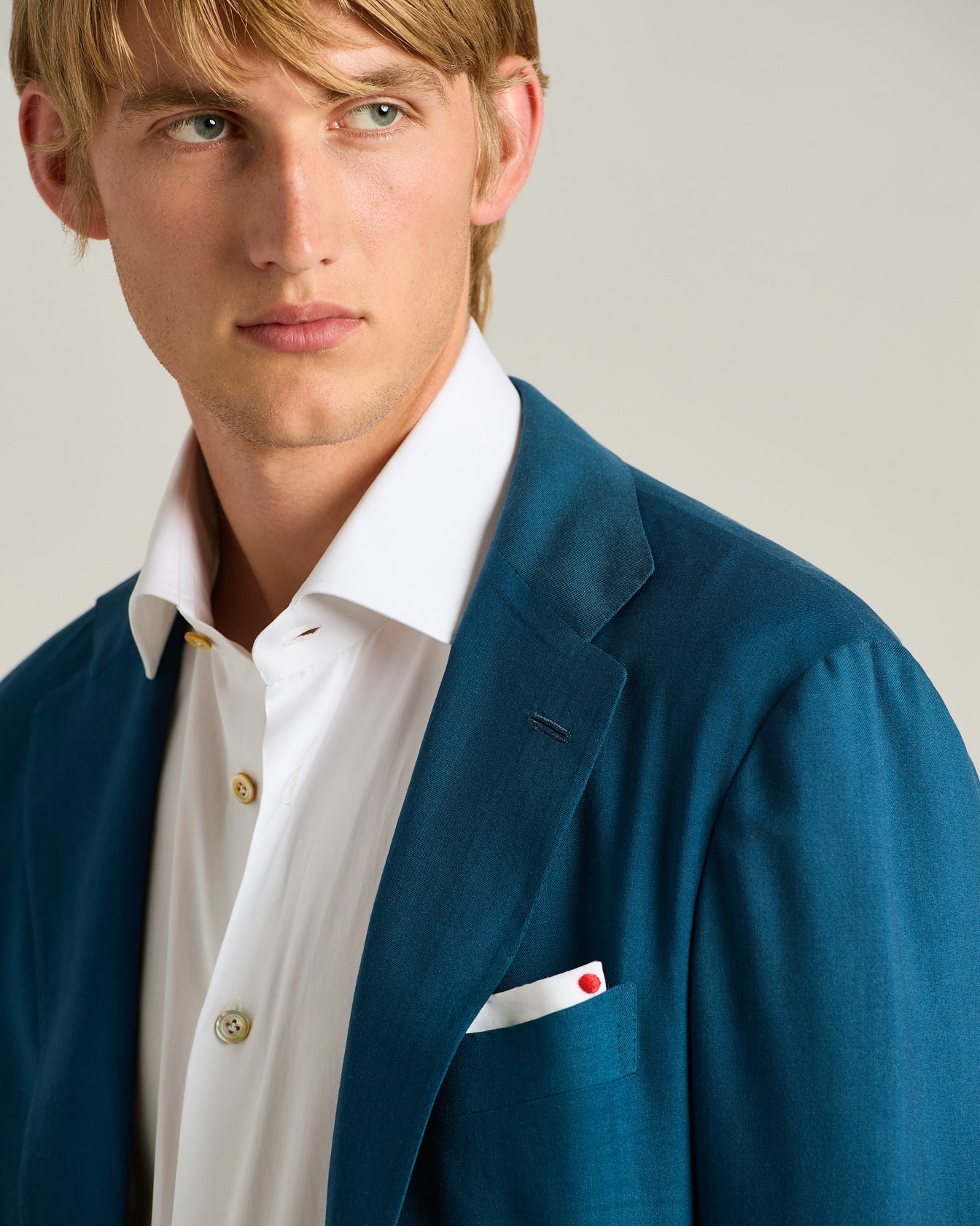 CASHMERE SINGLE-BREASTED JACKET IN BLUE