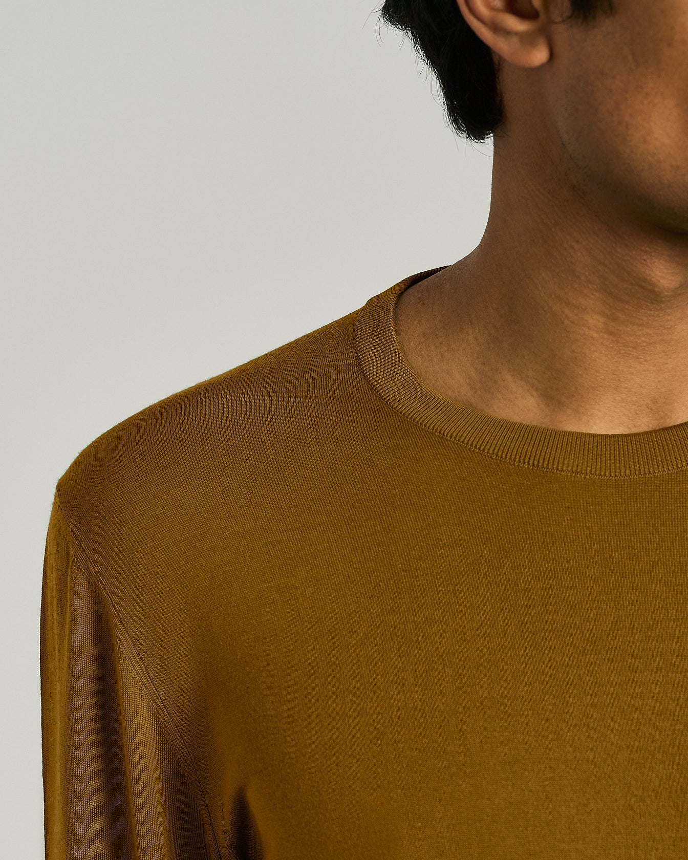 MAGLIA GIROCOLLO IN LANA 14 MICRON