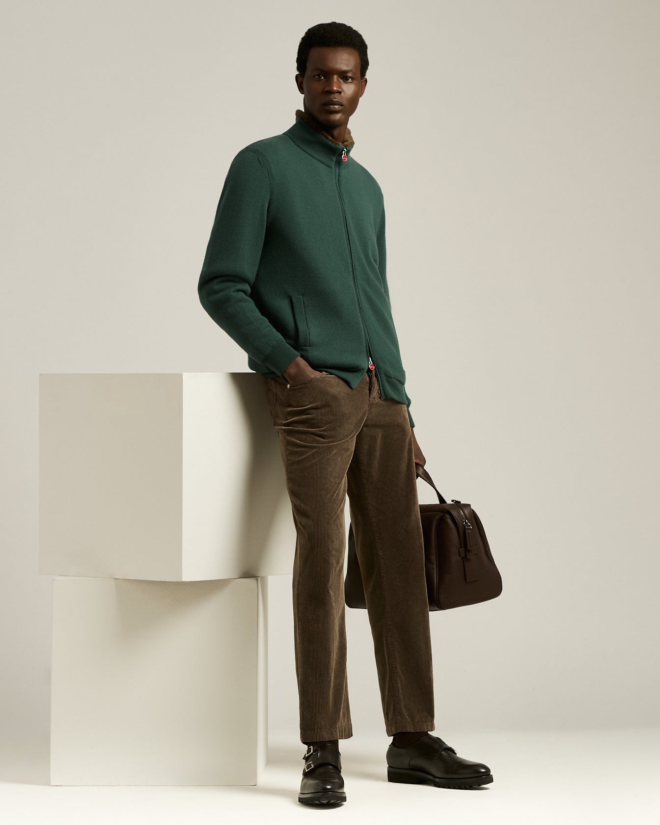 GIUBBOTTO IN PURO CASHMERE CON ZIP