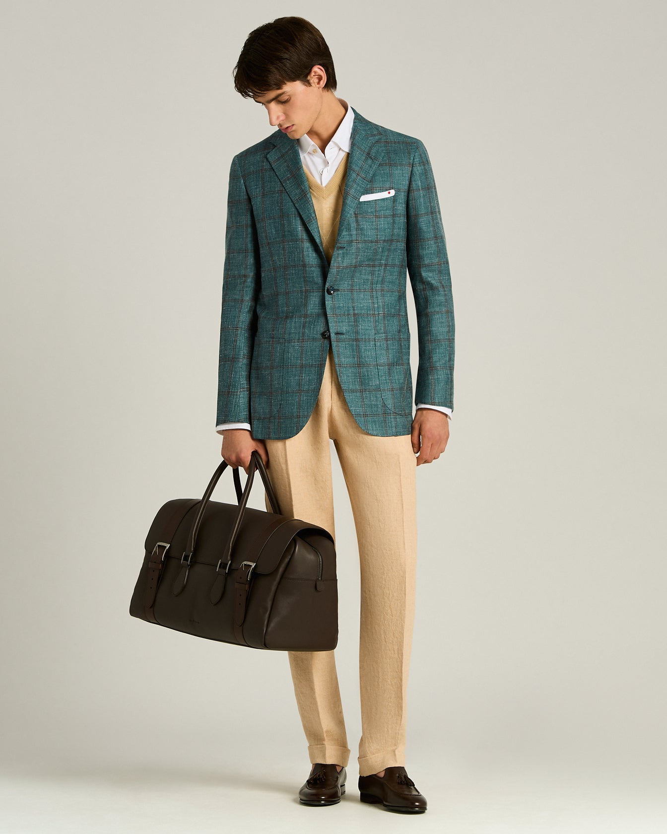 LINEN TROUSERS WITH DARTS