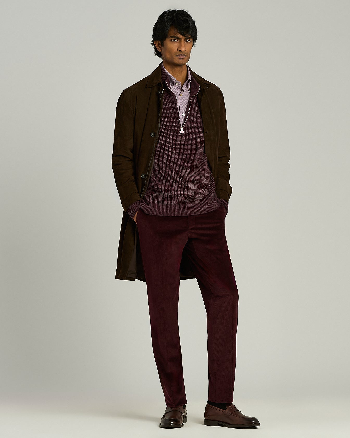 PANTALONI IN VELLUTO DI COTONE E LANA DALLA LINEA CONTEMPORANEA