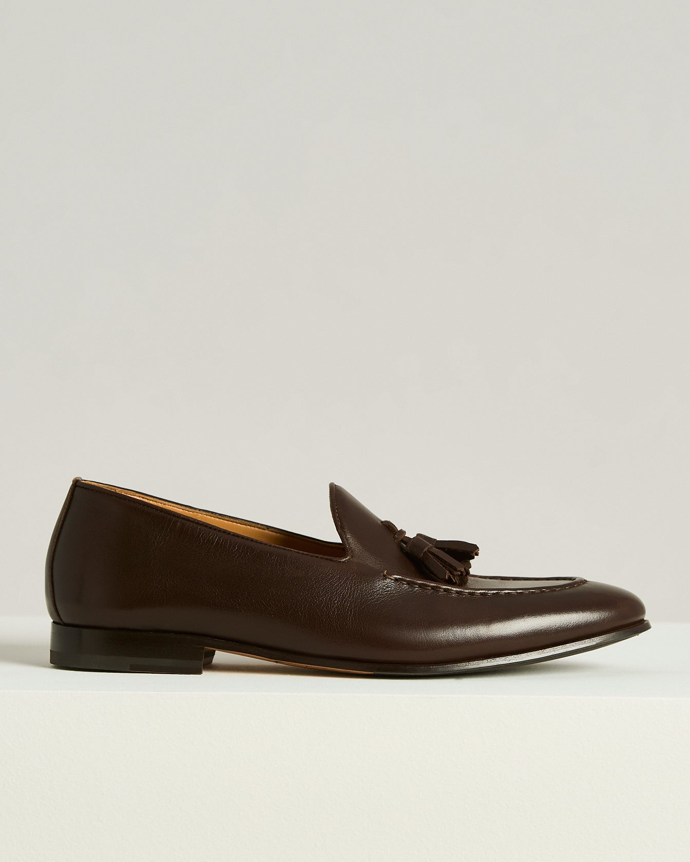 CALFSKIN TASSEL LOAFER