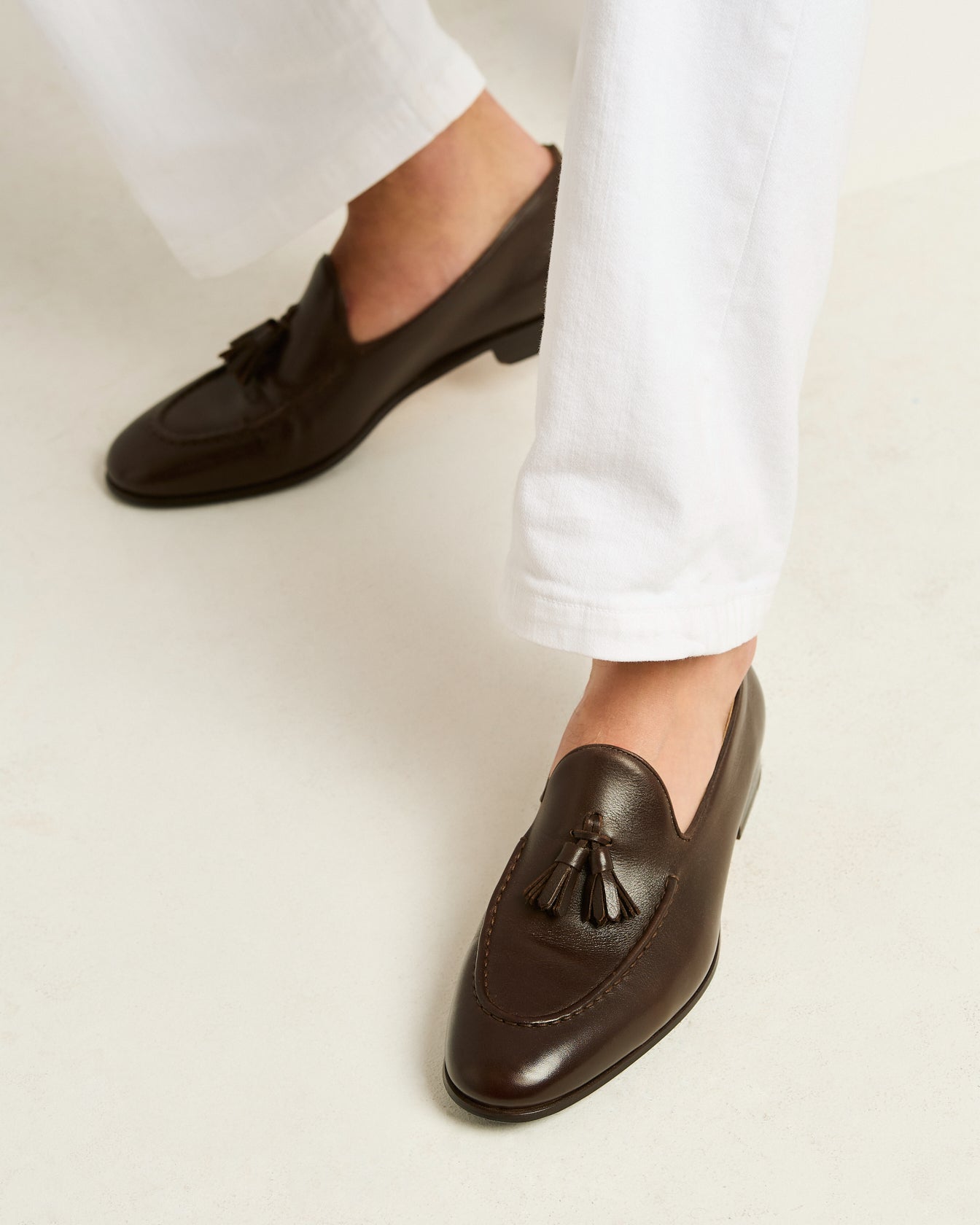 mens brown dress shoes with tassels Luxurious Brown Leather Tassel Loafers for Casual & Semi-Formal Wear HolloShoe