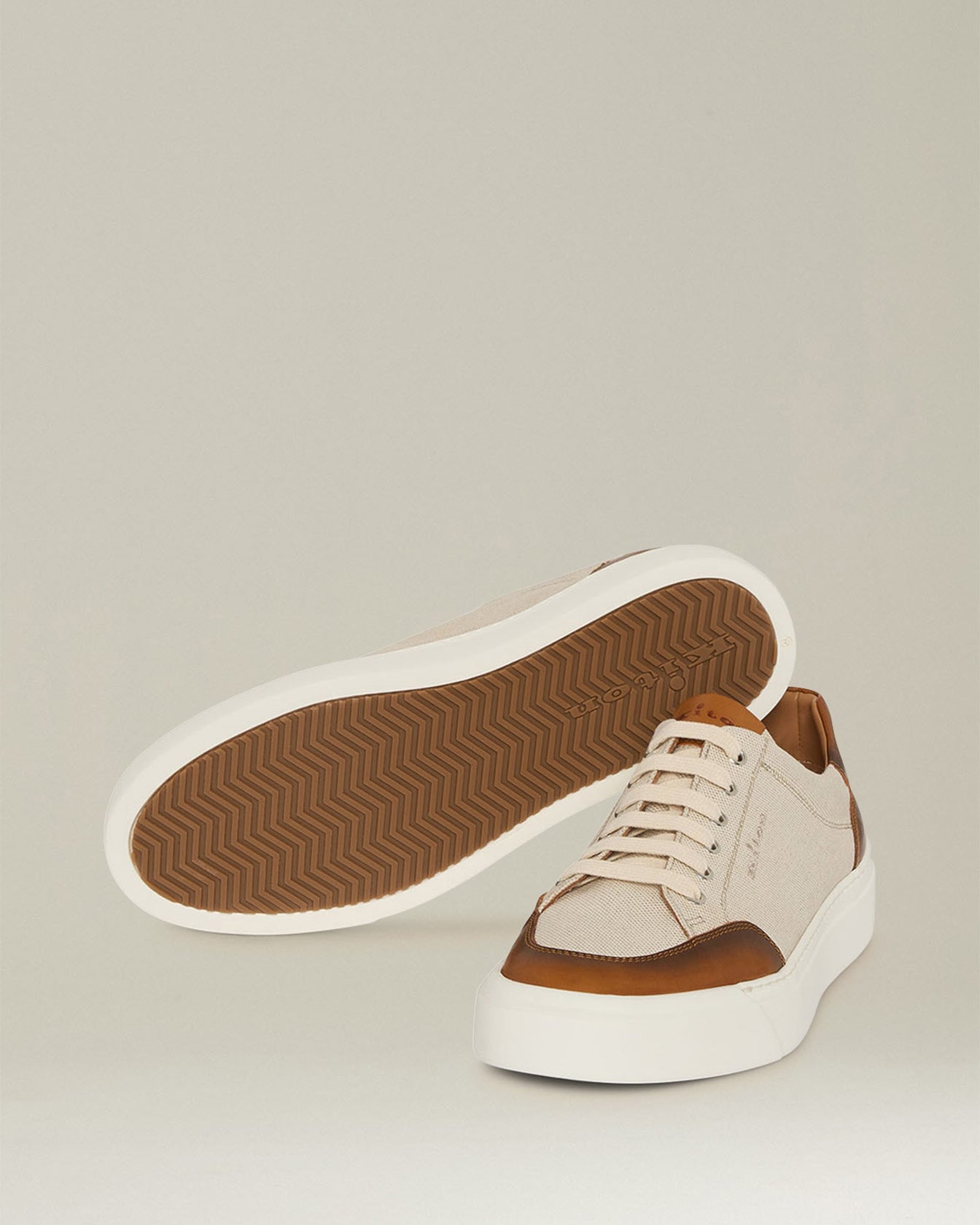 SNEAKERS URBAN CON INSERTI IN PELLE