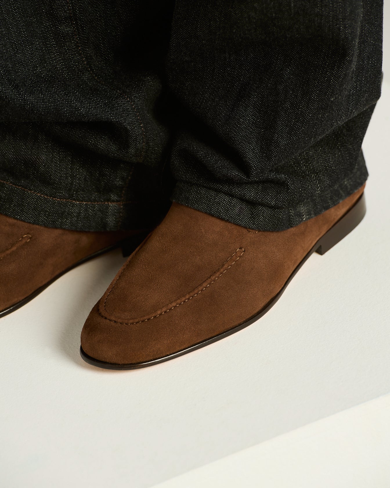 MOCASSINI IN PELLE SCAMOSCIATA