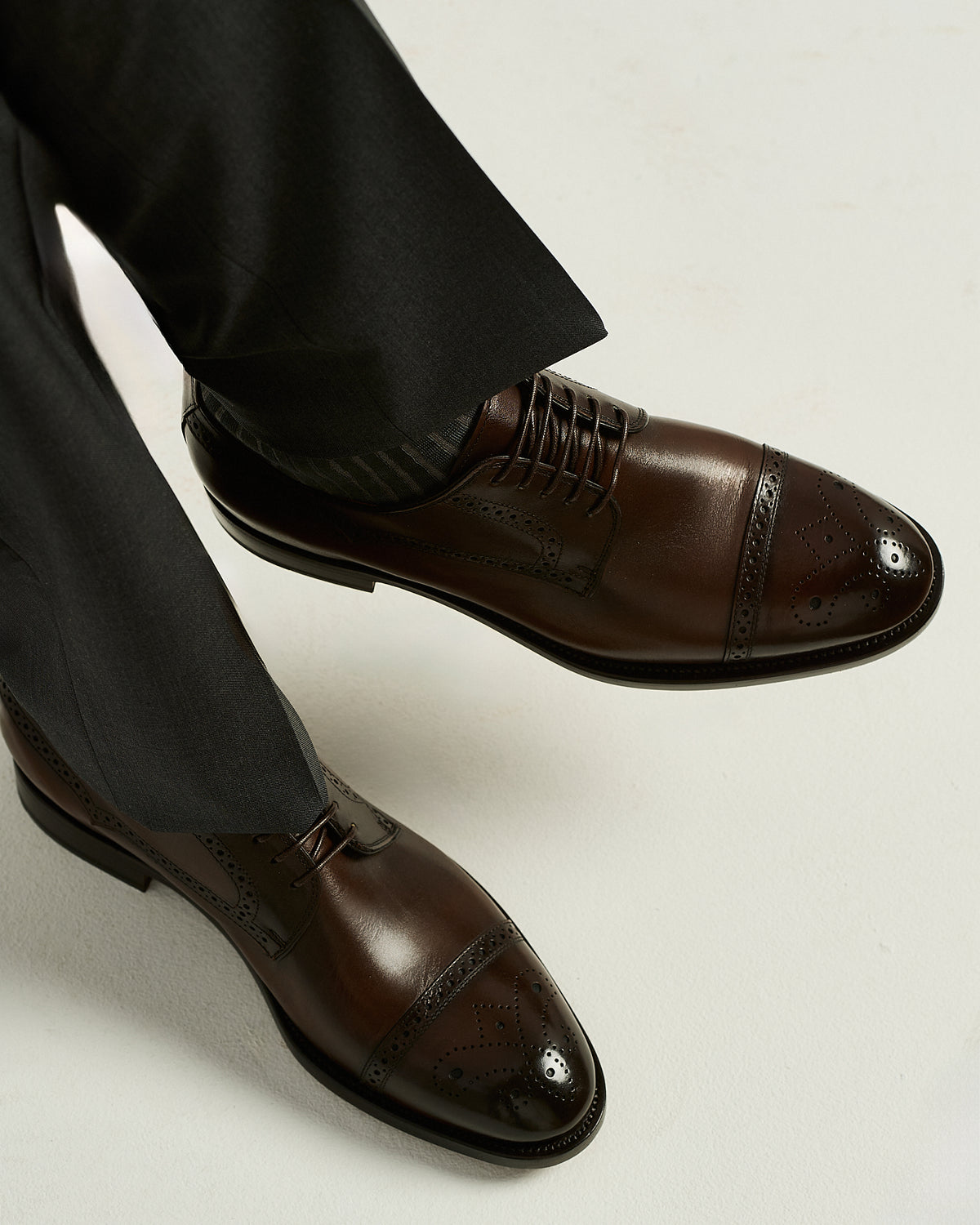 DARK BROWN CALFSKIN ROMA SHOES 4