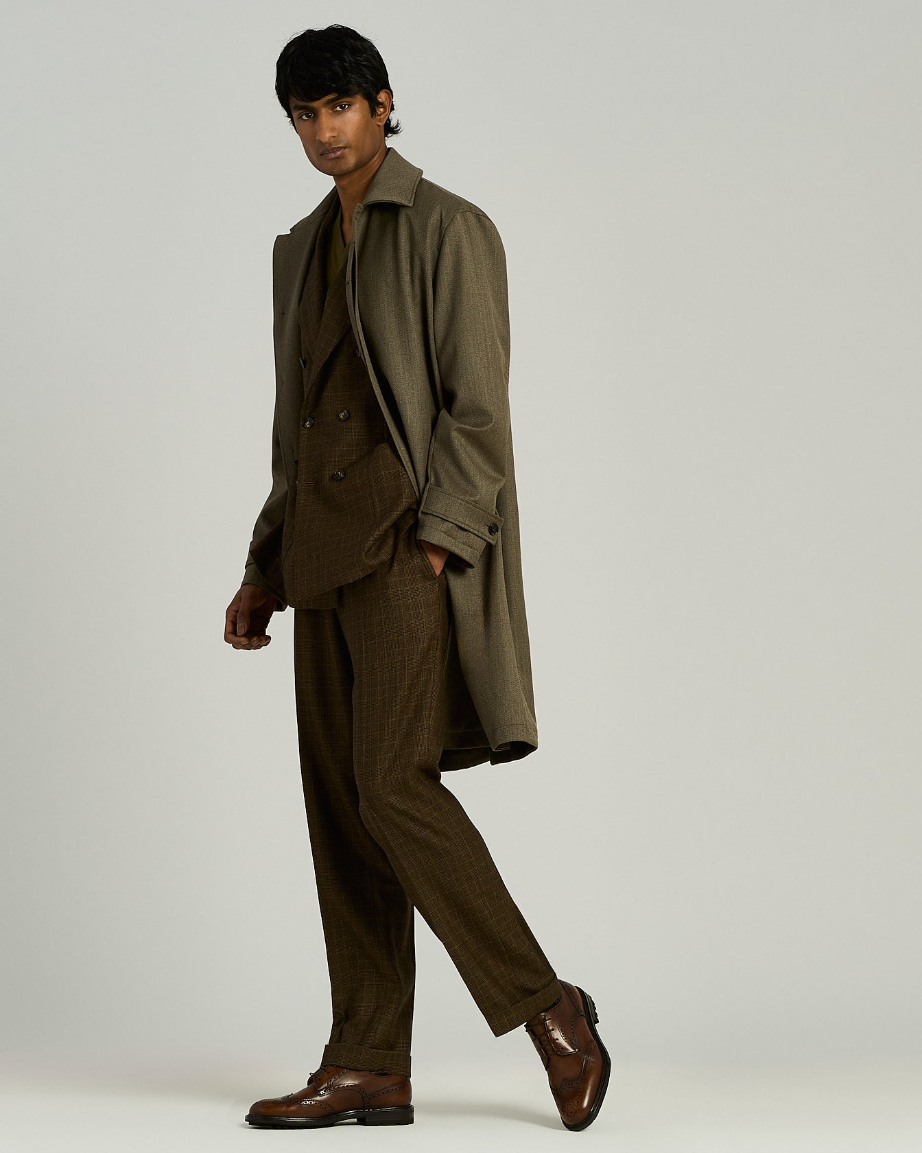 DERBY BROGUE IN PELLE SPAZZOLATA CON SUOLA CARRARMATO