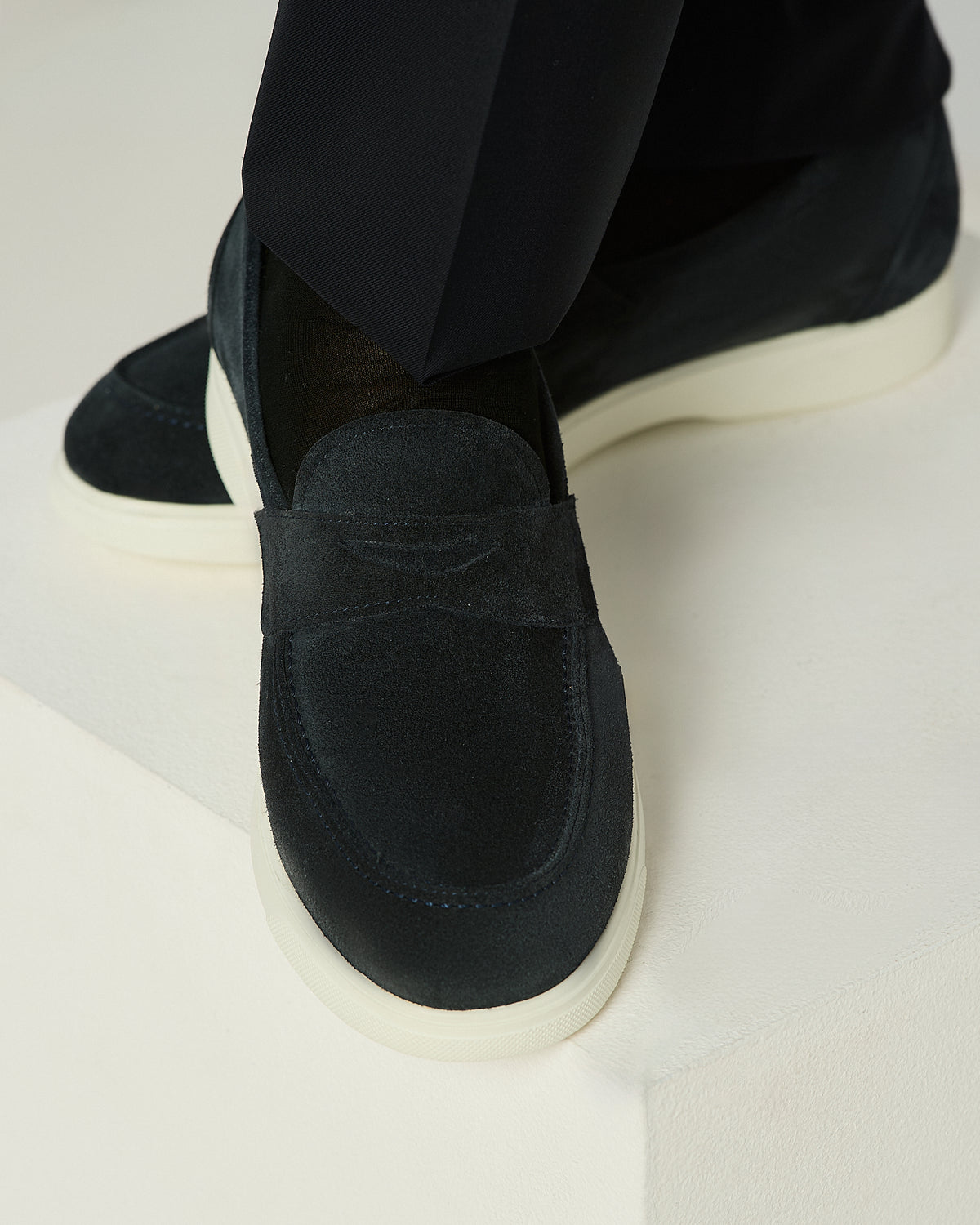 BLUE CALFSKIN LOAFER 3