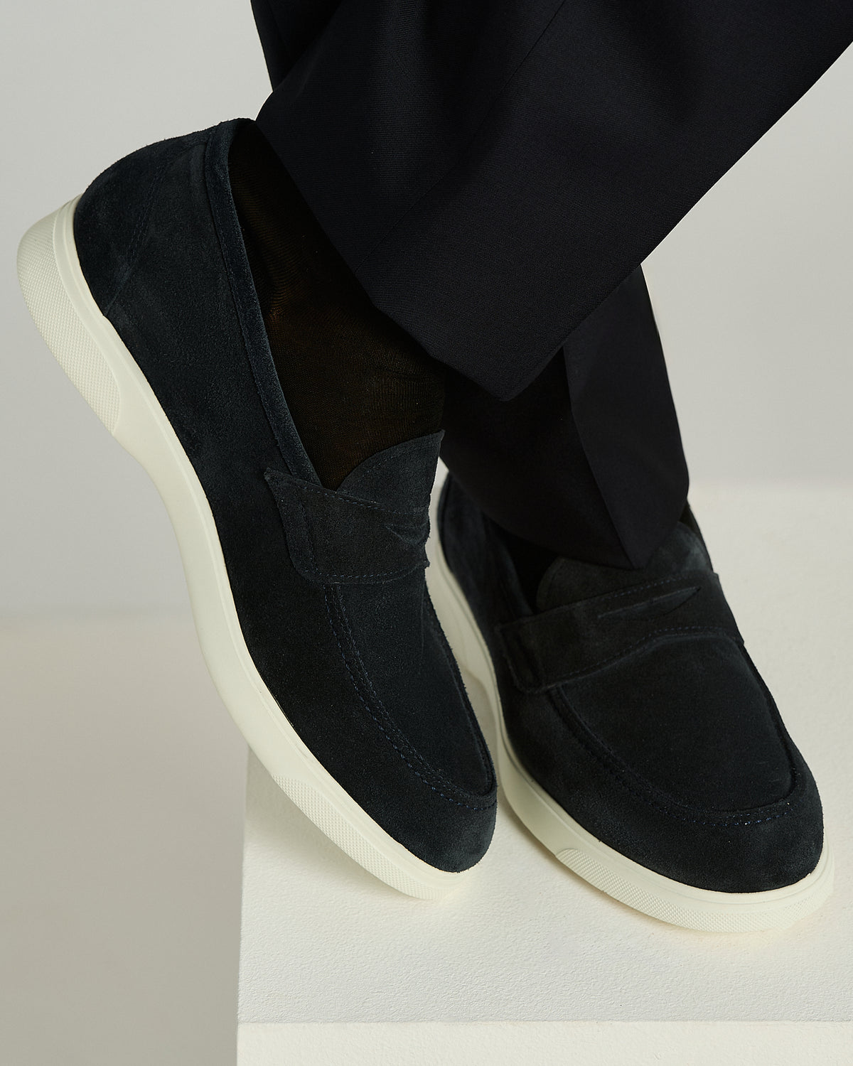 BLUE CALFSKIN LOAFER 4