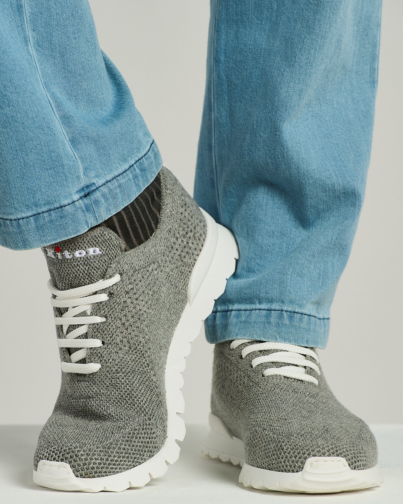 SNEAKERS FITS IN 100% CASHMERE