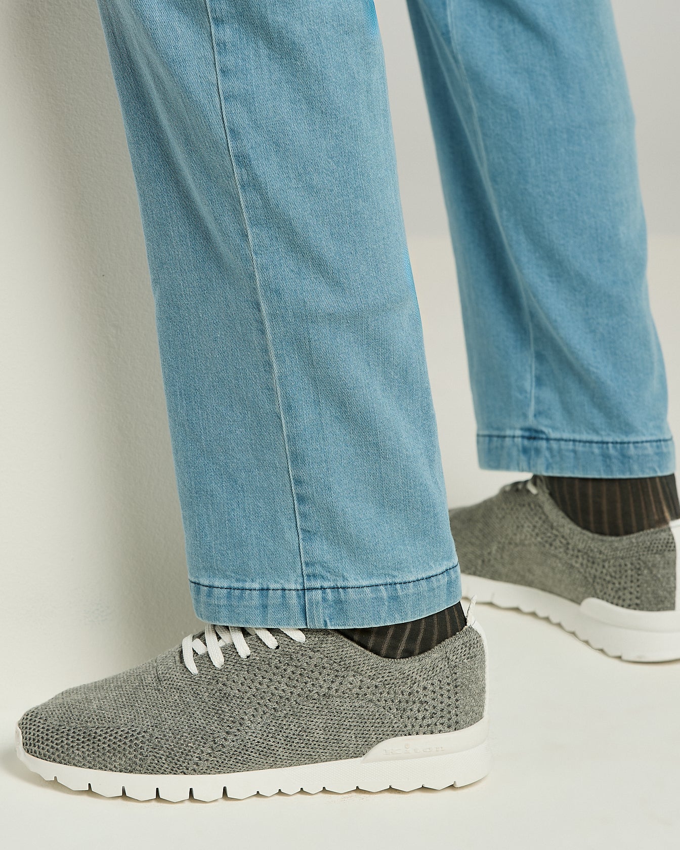 SNEAKERS FITS IN 100% CASHMERE