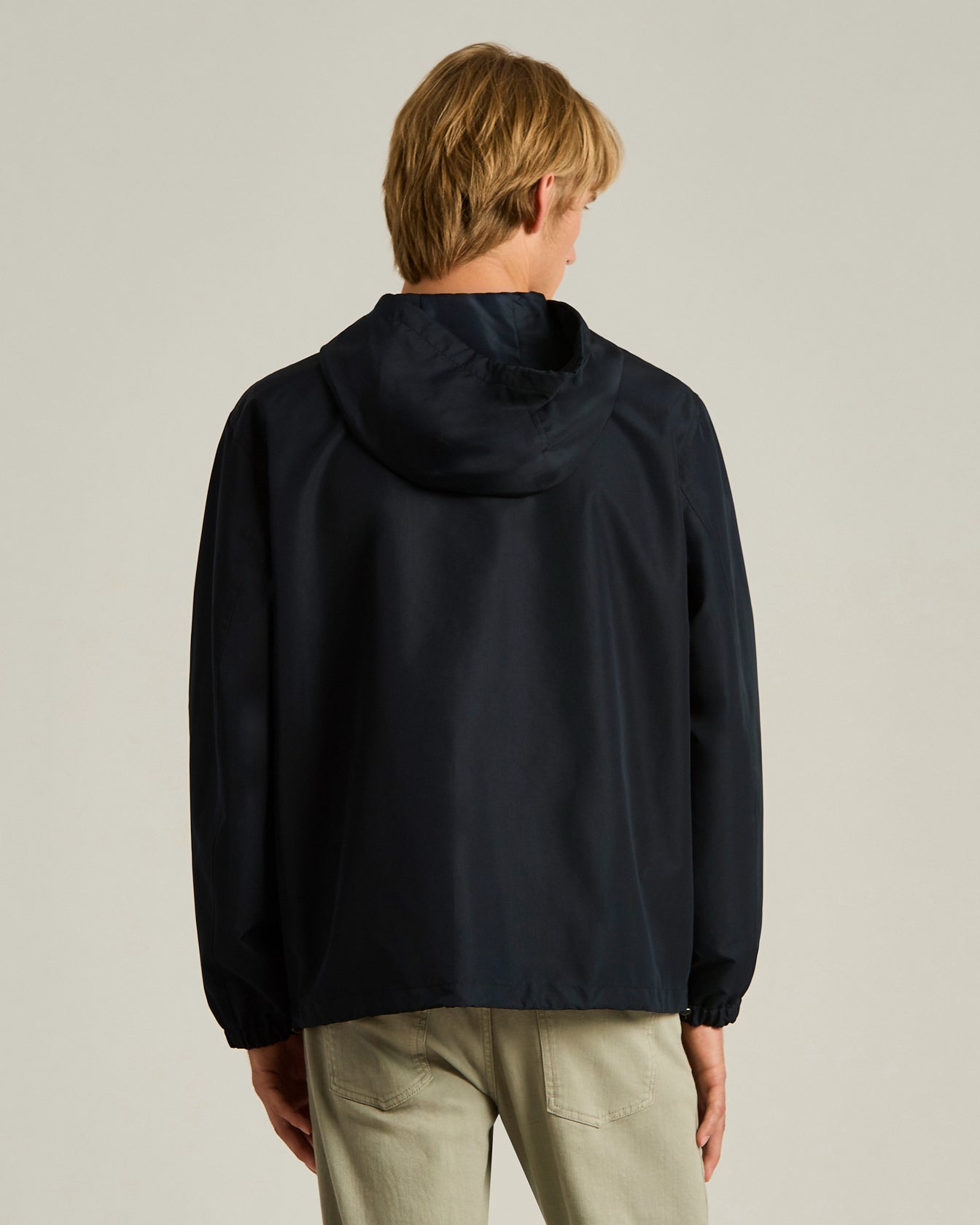 ブルゾン D2 / JACKET. COTTON. WEATHER NAVY L Men's navy hooded technical and water-resistant jacket | Kiton