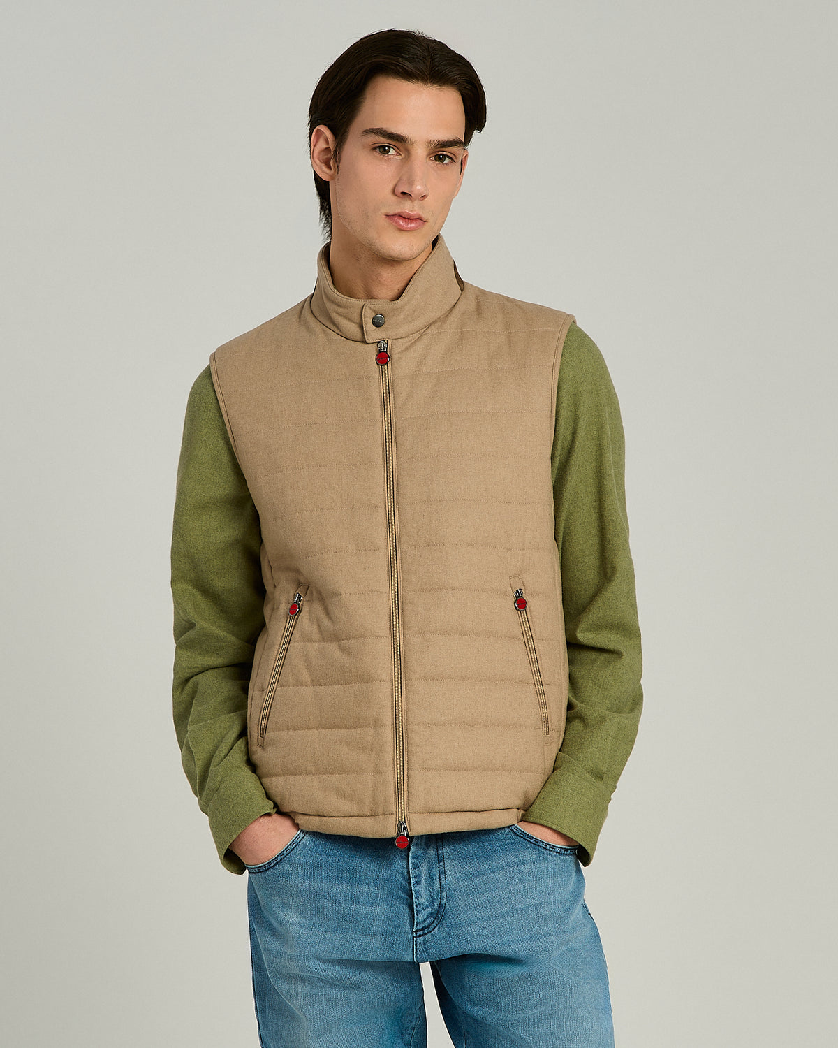 BEIGE SLEEVELESS BLOUSON CASHMERE 2