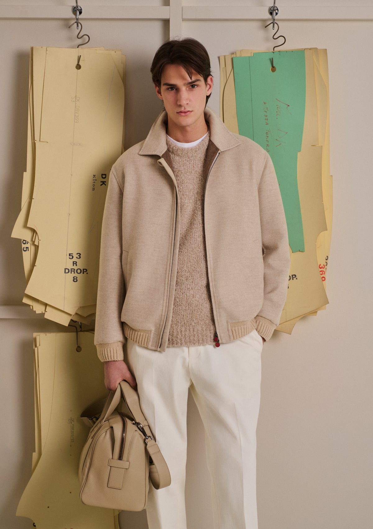 BOMBER IN CASHMERE CON COLLO CAMICIA E FINITURE IN MAGLIA
