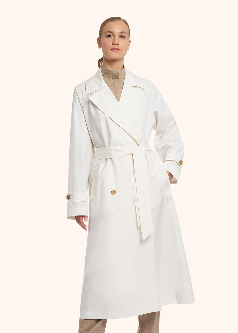 Kiton white coat for woman, in silk 2