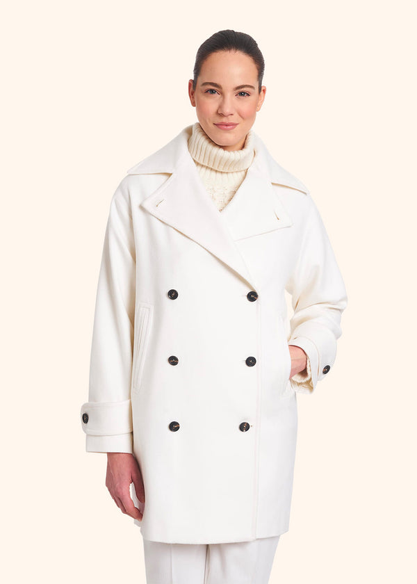 Kiton white coat for woman, in cashmere 2